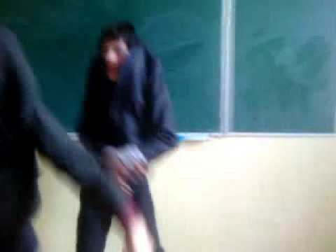 Школьная Жизнь: 2ч. (Рашен танец) смотреть онлайн