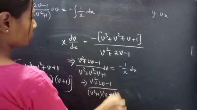 (x^2+2xy-y^2)dx+(y^2+2xy-x^2)dy=0 #LinearEquation L667 смотреть онлайн