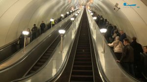 Самые длинные эскалаторы петербургского метро