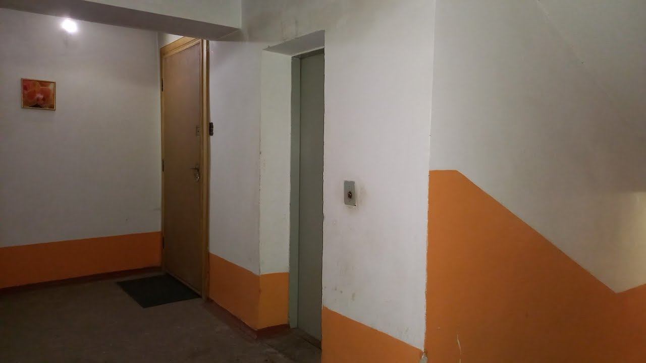 Лифт МЛЗ Г/П 400 кг раб. с 2001г., скорость 0,71 м/с в 6 этажном здании смотреть онлайн