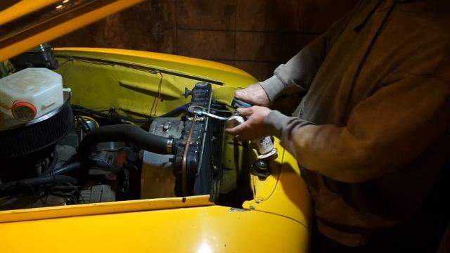 RADIATOR OVERFLOW METAL OUTLET TUBE BROKEN OFF RADIATOR NECK, FIXED !! смотреть онлайн