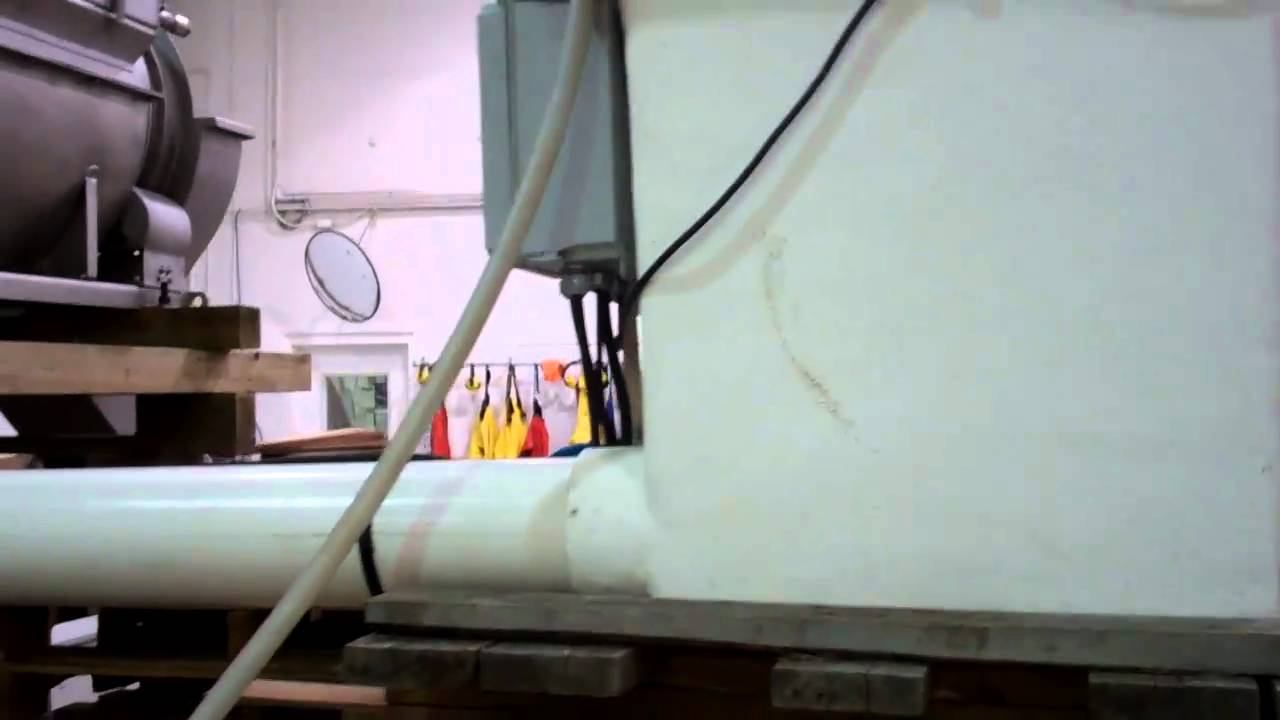 GEM Effluent tank to 50 micron screen and UV.MP4 смотреть онлайн