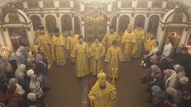 Запись трансляции 1 декабря 8:30. Часы. Литургия смотреть онлайн