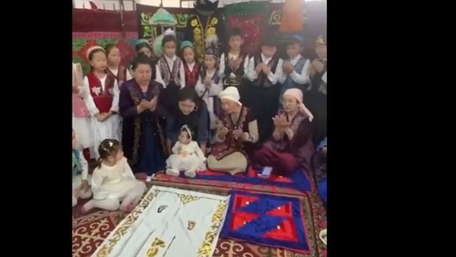 22 наурыз – Ұлыстың ұлы күні. Бұл күні күн мен түн теңеледі. Ұлыс оң болсын, ақ мол болсын! смотреть онлайн