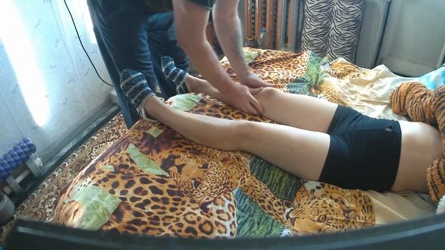 Массажирую ноги ДЕВУШКЕ В ДОМАШНИХ условиях смотреть онлайн