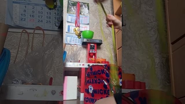 убирайся в моей комнате часть 1 продолжение следует  (гимнастическая Ксюша)