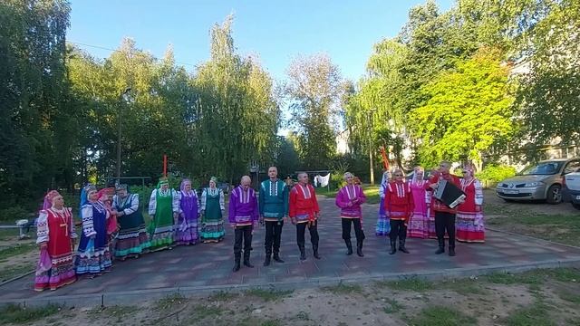 Песни на свежем воздухе с народным хоровым коллективом "Арзамасские узоры" (День города 2020) смотреть онлайн