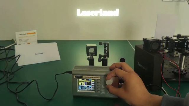 450nm Blue Fat Beam Laser with TTL modulation - the Laser which can “breathe” смотреть онлайн