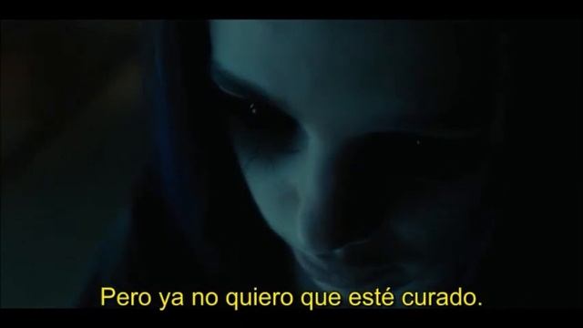 Raven mata al doctor Adamson | Asylum - DC TITANS 1X07 - Sub. Español. смотреть онлайн