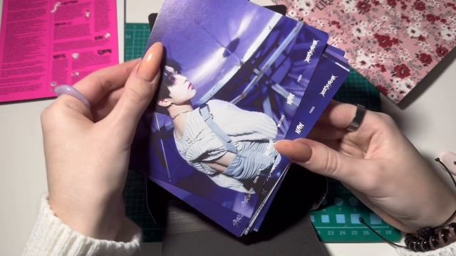 распаковка альбома stray kids rock-star / 樂-STAR / postcard ver. / han jisung смотреть онлайн