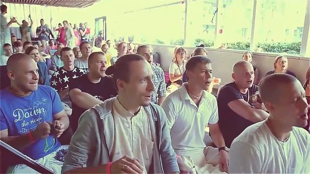 WAVES OF KIRTAN #21 BB Govinda Swami, Akincana Krishna, Ojasvi & Saci Suta Summer Fest 2015 смотреть онлайн