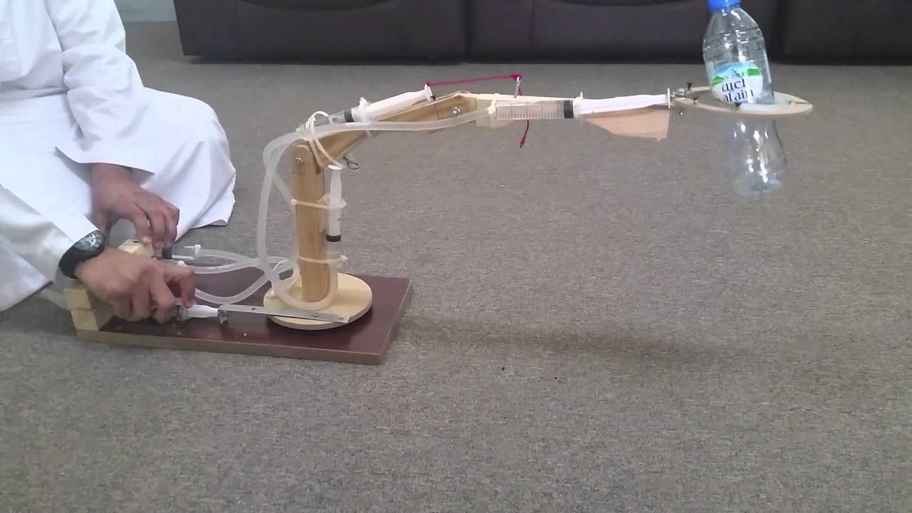 Fluid Project - Hydraulic Syringe Operated Robotic Arm смотреть онлайн