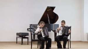 С. Гардейчик. Маленький паровозик.