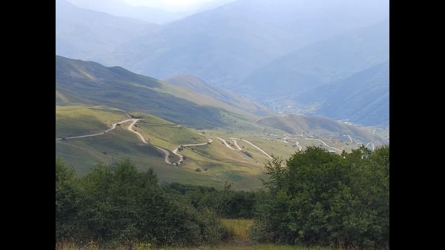 Скамейка любви, Аланский мужской монастырь, Архонский перевал, башня Курта и Тага, развалины Цмити