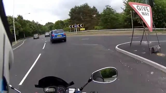 #Yamaha _FZ1# В поисках керосина аааа . смотреть онлайн