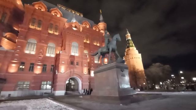 Памятник маршалу Жукову Москва, Манежная площадь, 4 декабря 2021 смотреть онлайн