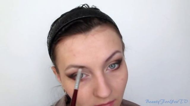 Вечірній макіяж. УРОКИ МАКІЯЖУ. Макіяж для голубих очей. смотреть онлайн
