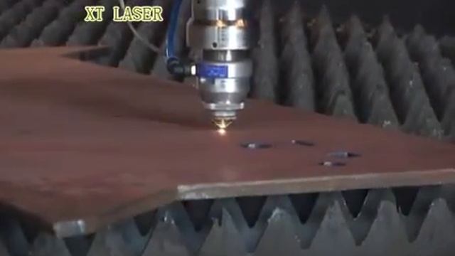 XTLASER 1000w fiber laser cutting machine 10mm carbon steel/станок лазерной резки смотреть онлайн