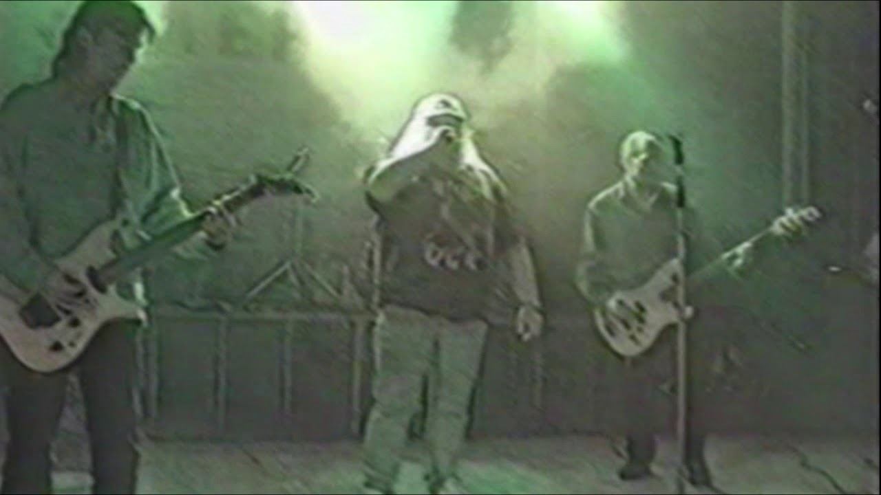 Кро-Маньон - Время звать на помощь 1998 [Live Music Video]