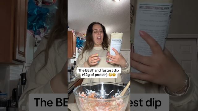 It has 168 g of protein for the whole thing and 42 g of protein per serving!! 😳😳 смотреть онлайн