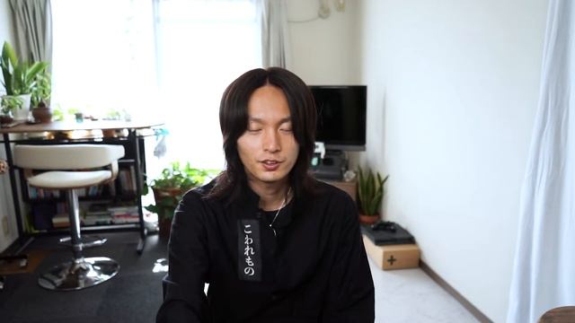 黒服ばっかりの人間による1週間コーデを公開 смотреть онлайн