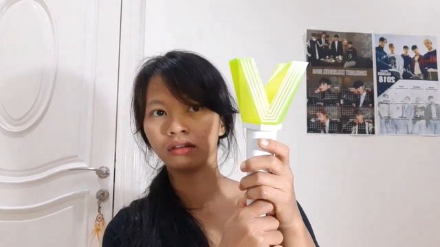UNBOXING OFFICIAL LIGHTSTICK WAY V ||WAY V FANLIGHT смотреть онлайн