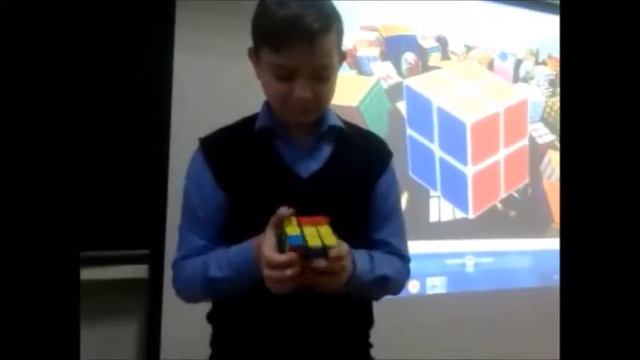 Победитель Школьного чемпионата по сборке Кубика Рубика смотреть онлайн