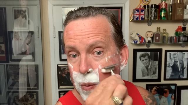 Botanica Shave Soap from Shannon’s Soaps. Gillette Tech, Polo Green & Simpson Chubby 1 смотреть онлайн