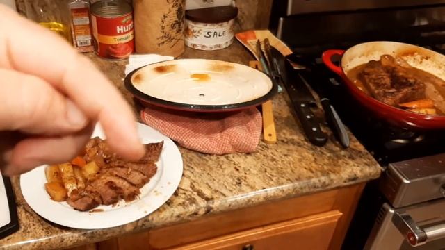 205. Juicy Brisket in a Tramontina 4 quart dutch oven braiser results Enameled cast iron смотреть онлайн