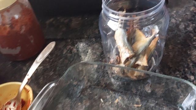 traditional Goan Fish Mackerel Para recipe/how to make Salt Fish pickle/ Fish pickle Recipe/dryfish смотреть онлайн