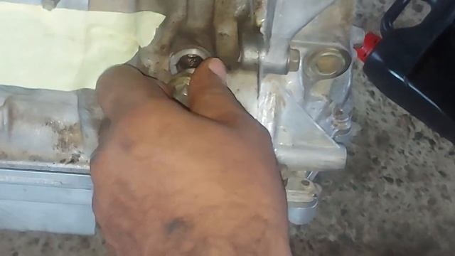 1GR-FE engine small oil filter location смотреть онлайн