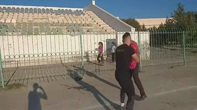 Тренировка в Хиве смотреть онлайн