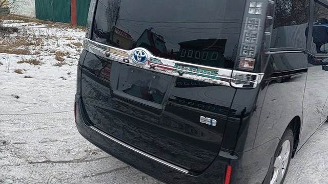 Toyota Voxy 2017 Hybrid