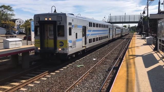 LIRR #619 at Kings Park смотреть онлайн