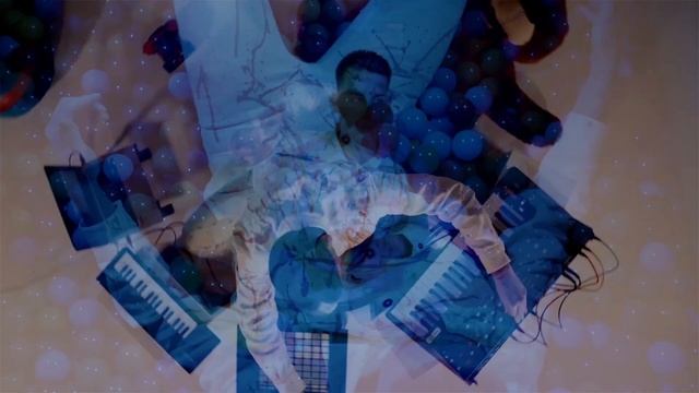 MONA SAN - HI EVERYONE (VISUALIZER) смотреть онлайн