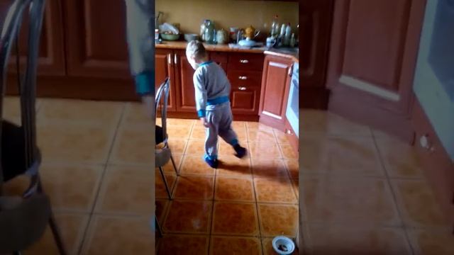 Маленький танцор. смотреть онлайн