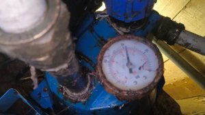 насосная станция, не держит обратный клапан