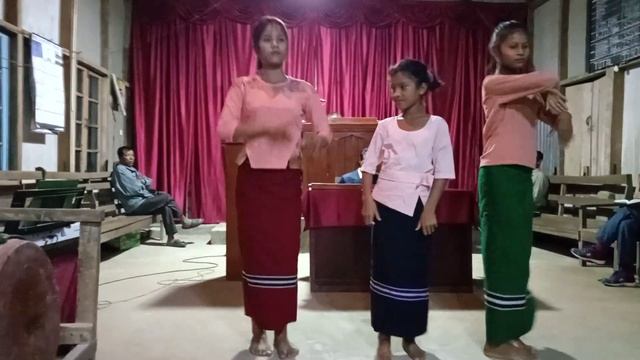 Kau bru gospel song/ Cover dance/ KCD dol rau смотреть онлайн