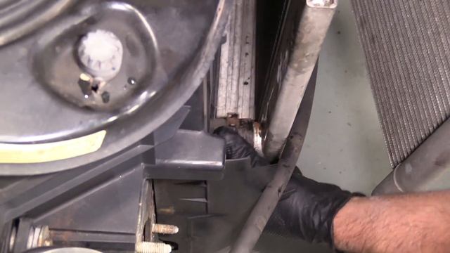 How to Replace Radiator 07-13 Mini Cooper S смотреть онлайн