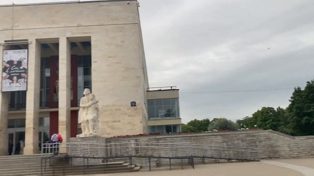 Площадь тюза Питер смотреть онлайн