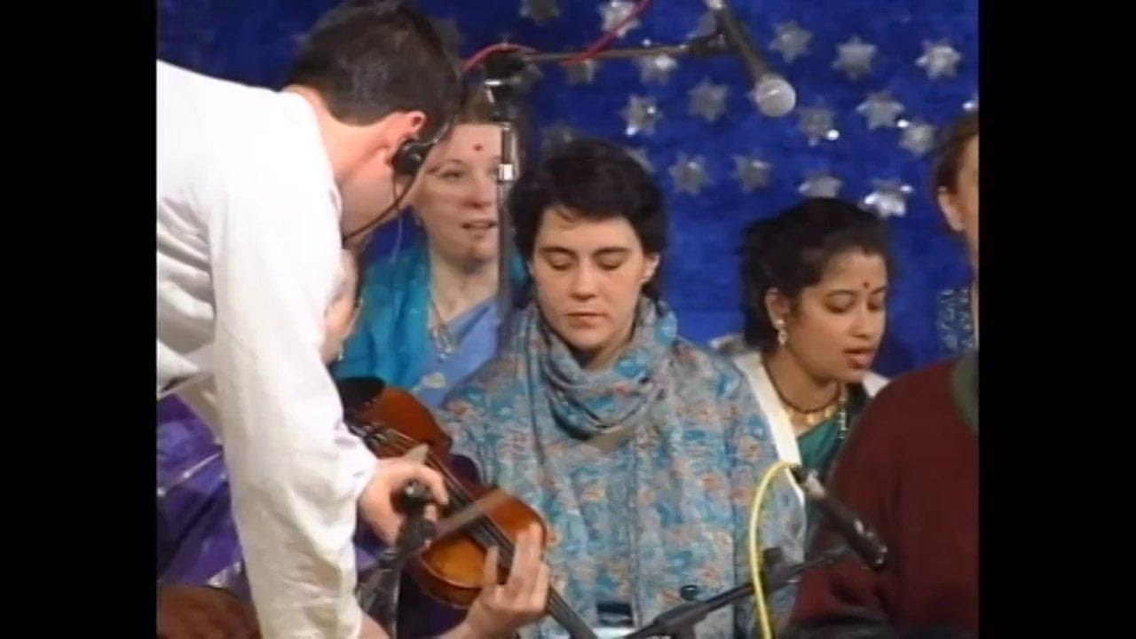 2002-0503 Evening Program Part 2, eve of Sahasrara Puja, Italy, DP смотреть онлайн
