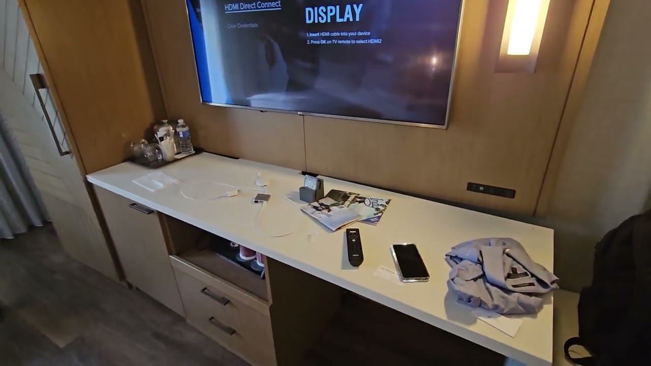 Westin bonvoy hotel HDMI input смотреть онлайн