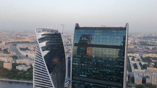 Москва Сити вид из окна 63 этажа. смотреть онлайн