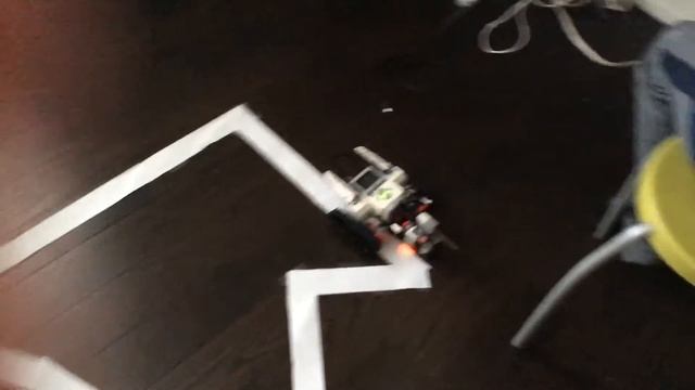 EV3 edge track3r смотреть онлайн