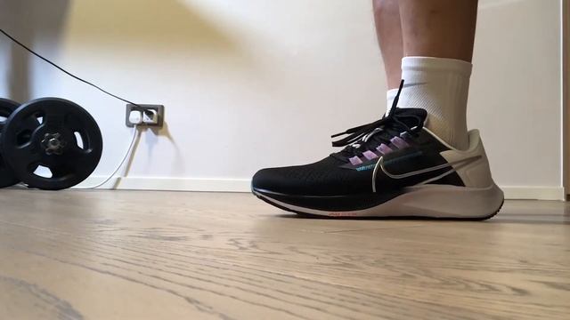 Nike Air Zoom Pegasus 38 (CW356003) on Feet смотреть онлайн