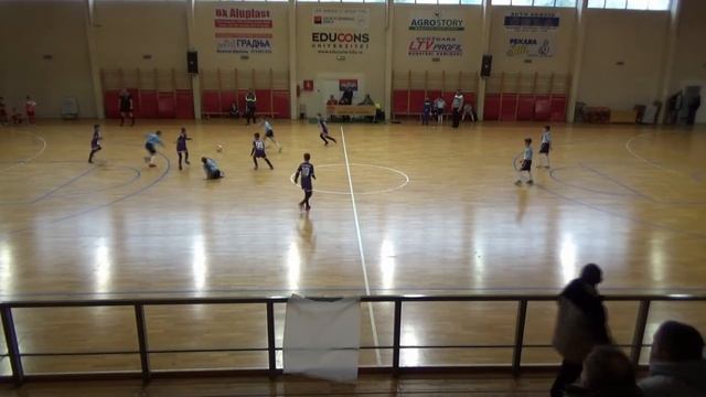 АФ Кристал-ОФК Пландиште 2:0 ( Карлсдорф турнир Б. Карловац, ген. 2010) смотреть онлайн