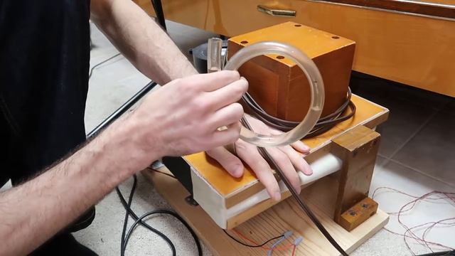 How make a water manometer to measure air/wind pressure, compared to Magnehelic gauge смотреть онлайн