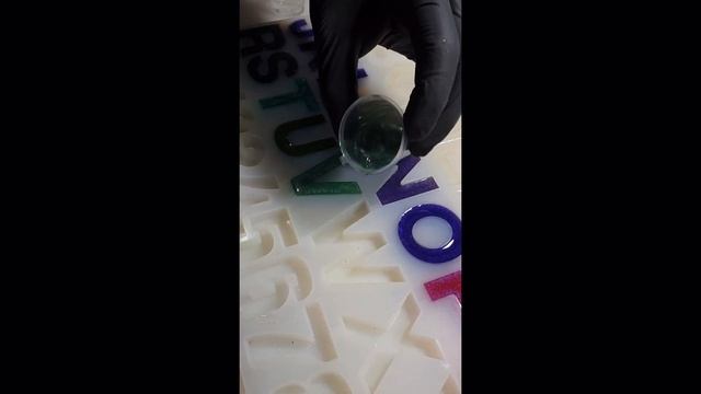 BLACK DIAMOND PIGMENT HUNTER GREEN смотреть онлайн