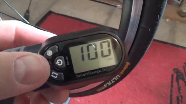 Topeak Smart Gauge D2 Review - Bicycle Air Gauge смотреть онлайн