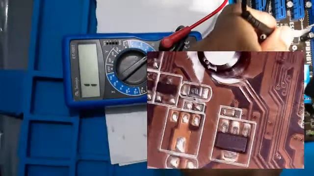 Como medir Resistor SMD e uma Rede Resistiva смотреть онлайн